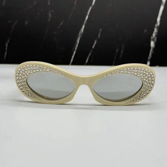 NEW VALENTINO VLS-178E IVORY WITH CRYSTAL SILVER OVAL SUNGLASSES VALENTINO NEW VALENTINO SUNGLASSES VLS-178E IVORY/BLUE | Mercari main image 3